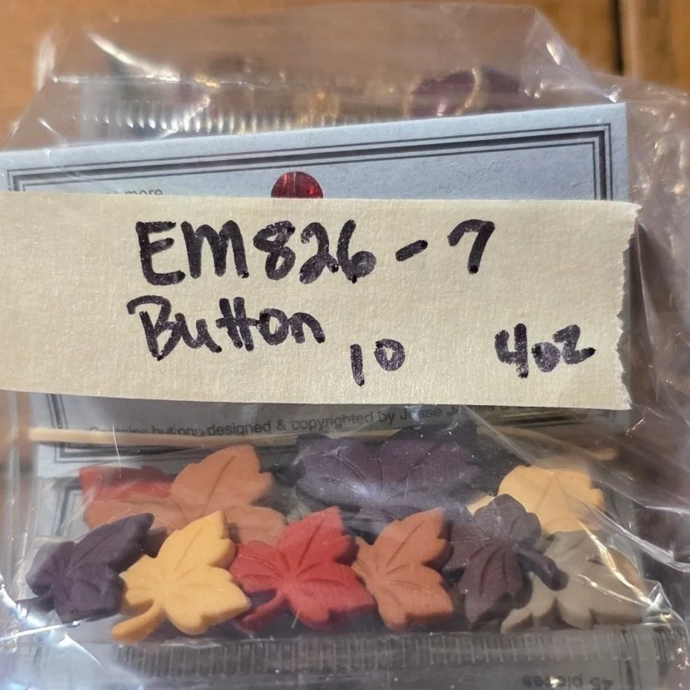 Dress It Up Novelty Buttons Multi Theme Craft Embellishments Lot 10 Packs